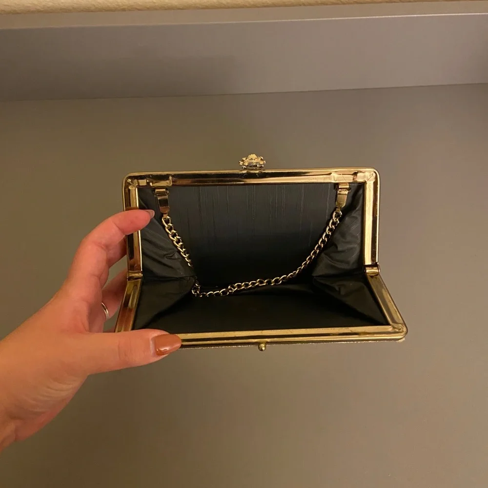 Vintage Gold Clutch 👛